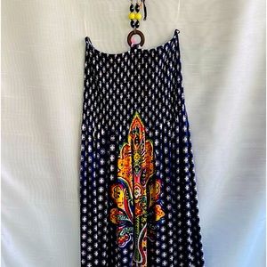 Petite Magic beautiful Maxi dress! Size PM